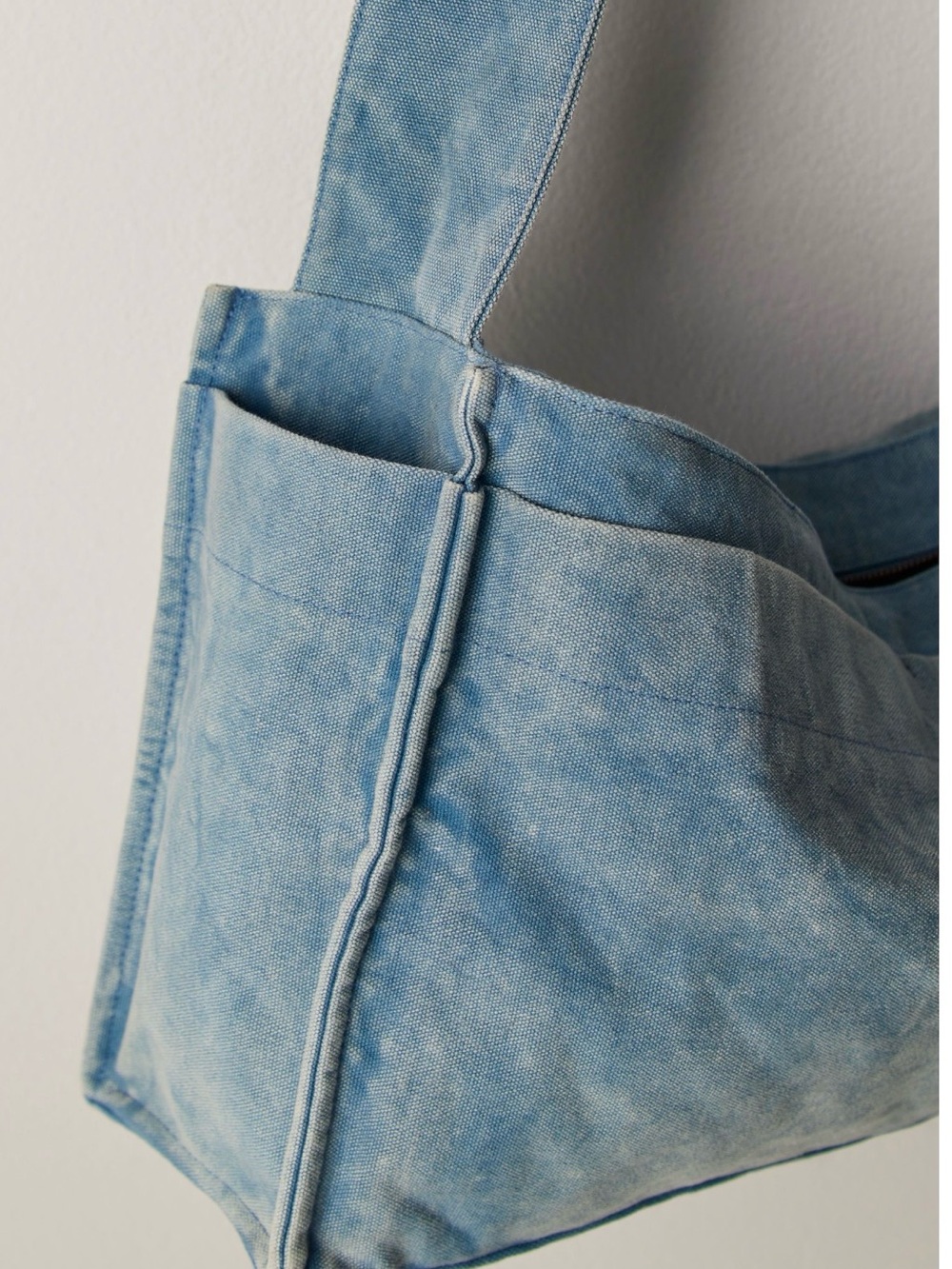 Free People Camp Crush Sling Bag Blue - Picture 3 of 7